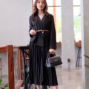 ❌ sold ❌ Semi formal wear